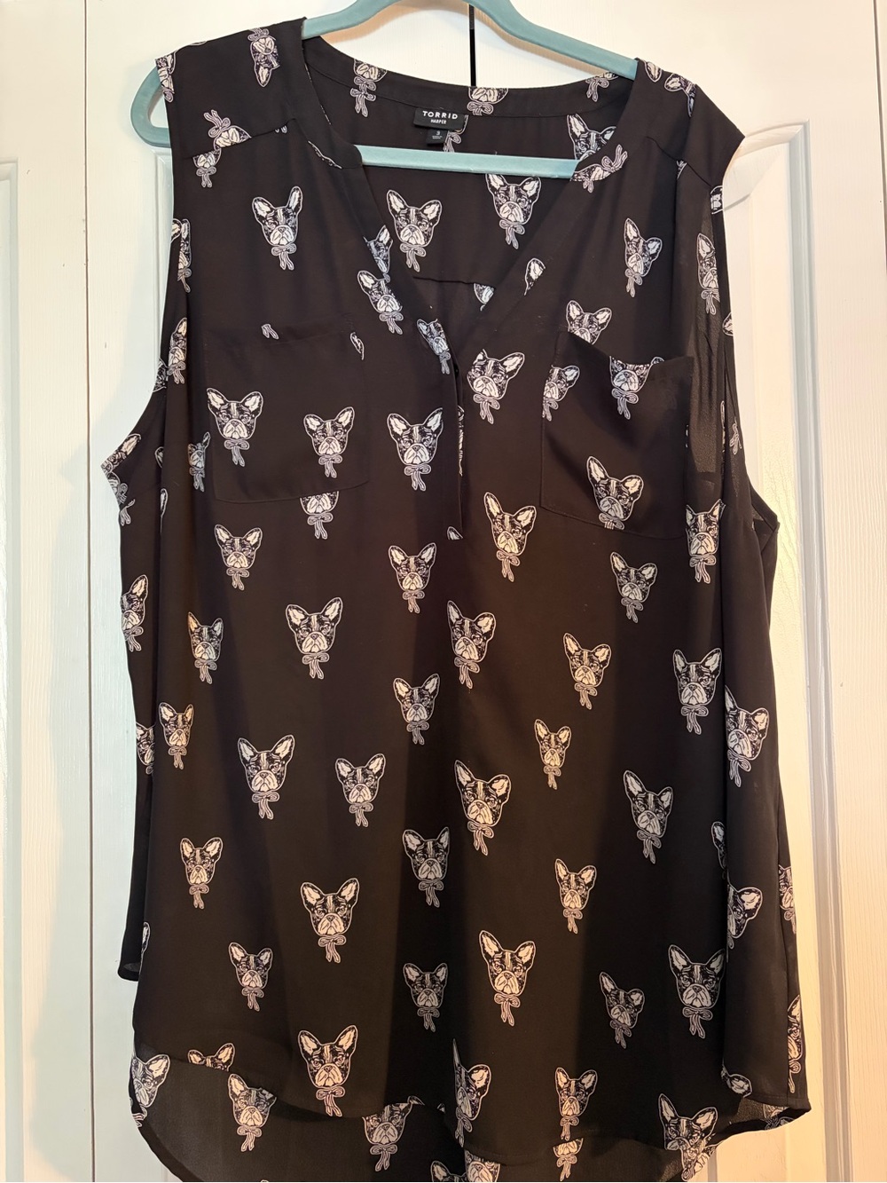 torrid Black Sleeveless V-Neck Camisole with White Dog-Head Print
